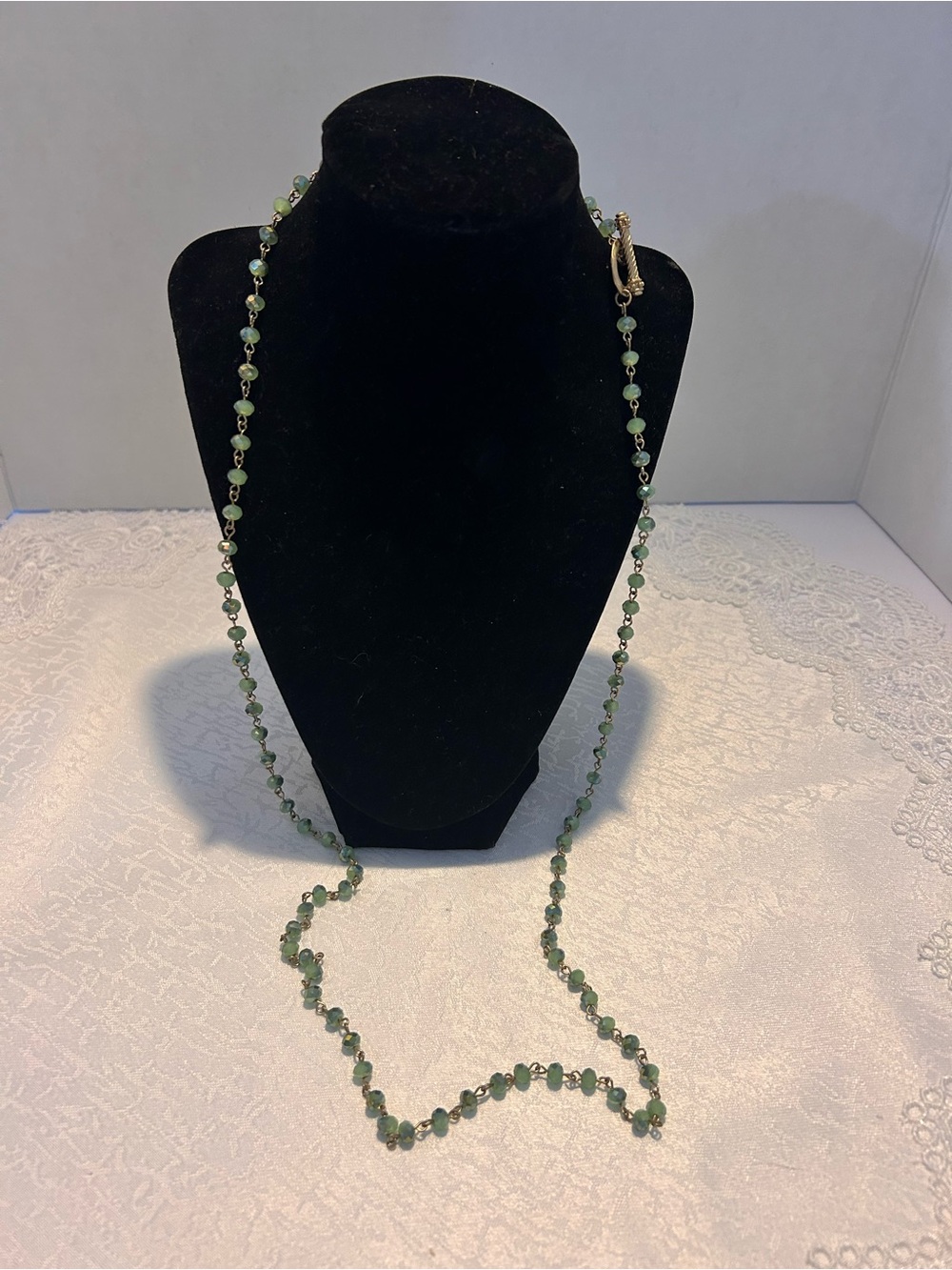 Vintage-Style Green Faceted Beaded Rosary Chain Necklace – 34"